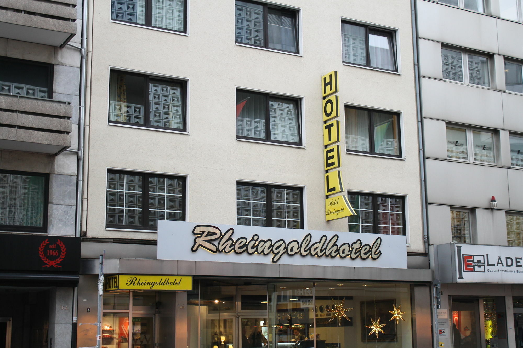 Rheinmetropole Hotel Düsseldorf Buitenkant foto